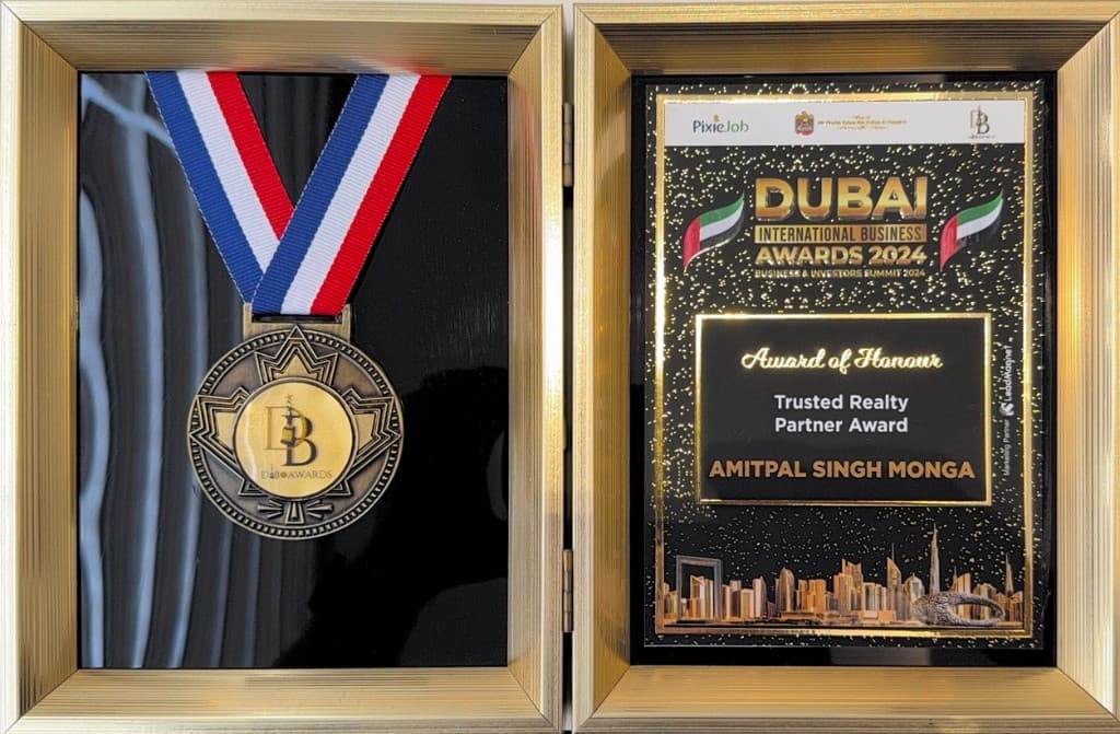 Dubai International Business Awards 2024 Trusted Realty Partner Award for Amitpal Singh Monga at the Business & Investors Summit 2024